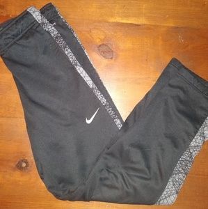 Nike Dri-Fit Boy's Pants XL